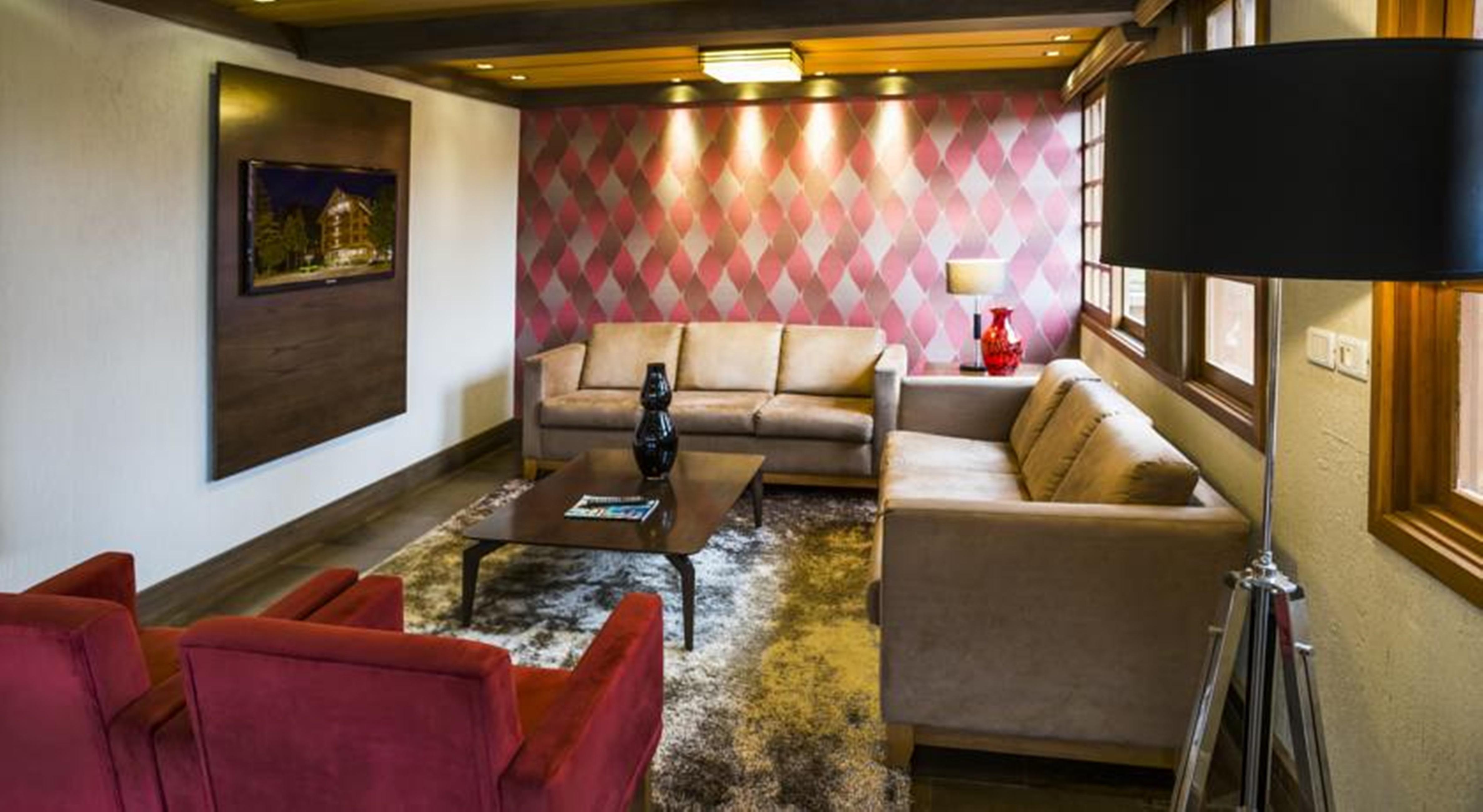 Laghetto Hotel 4*